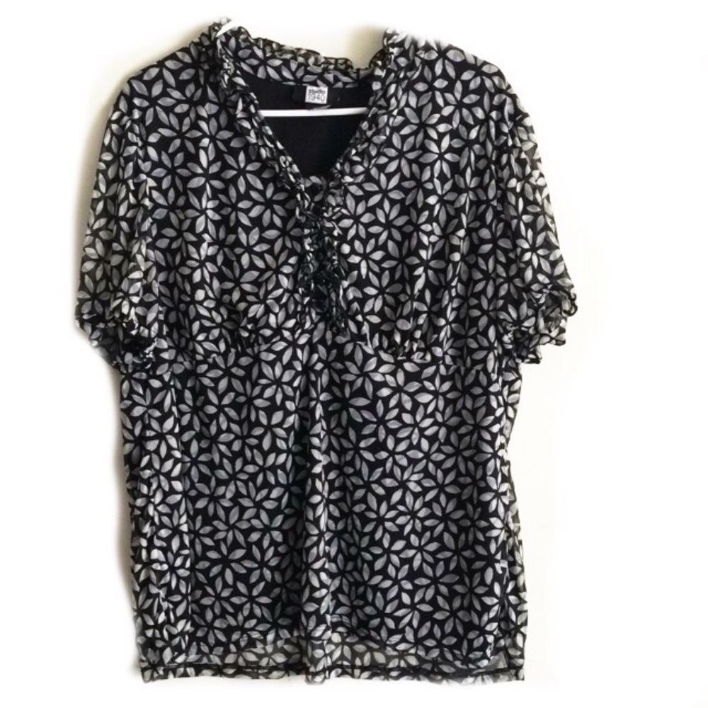 Studio 1940: Women’s Top